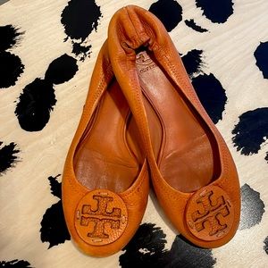 Tory Burch orange pebbles leather flats